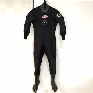 美品】スキューバーダイビング ドライスーツ 