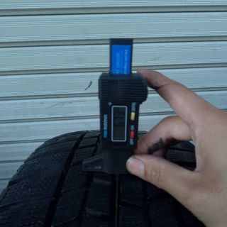 225/45R17 スタッドレス　Z33純正ホイール