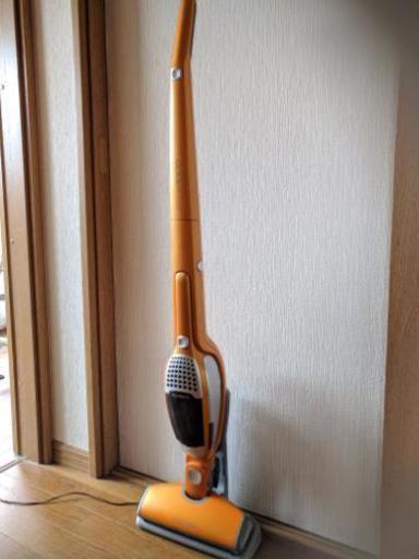 ★中古美品!訳ありElectroluxサイクロン★