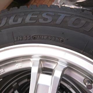 ハイエース✨スタッドレスタイヤ✨ハイエースタイヤ✨センターキャップ