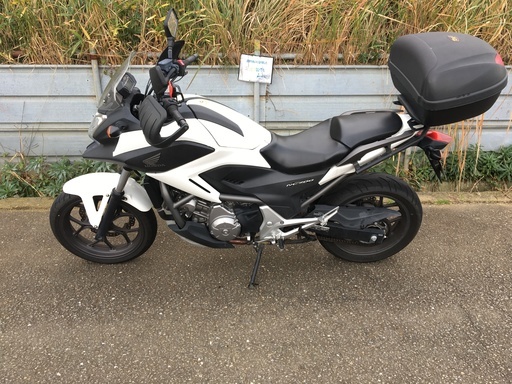【早い者勝ち・込み込み価格】ホンダ　ＮＣ700Ｘ　低走行・ETC・USB充電、マフラー　大型車の入門にでも如何？