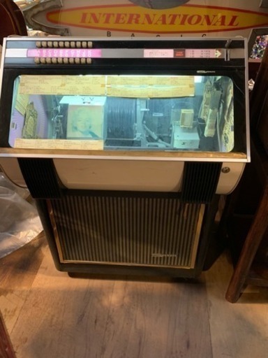 ★ジュークBOX 昭和レトロ 鍵付き★