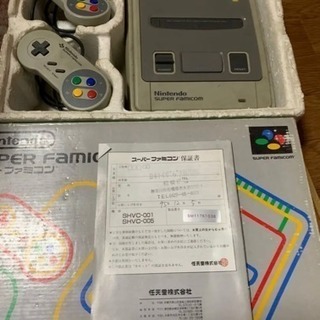 【お値下げしました】スーパーファミコン　中期版　箱・取説つき