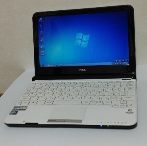 NEC☆LaVie Light　BL350EW6W☆ノートパソコン　ホワイト　美品