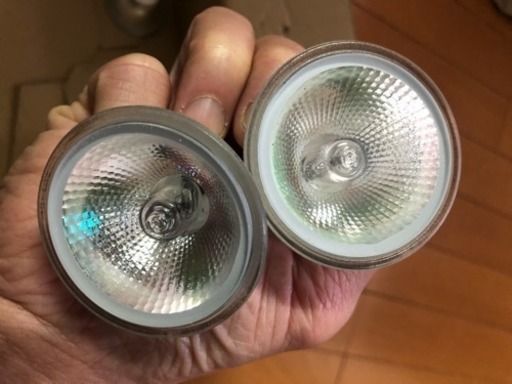 ウシオ　USHIO　ダイクロハロゲン17個 中古