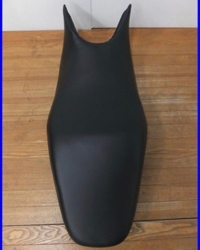 ホーネット 250 シート