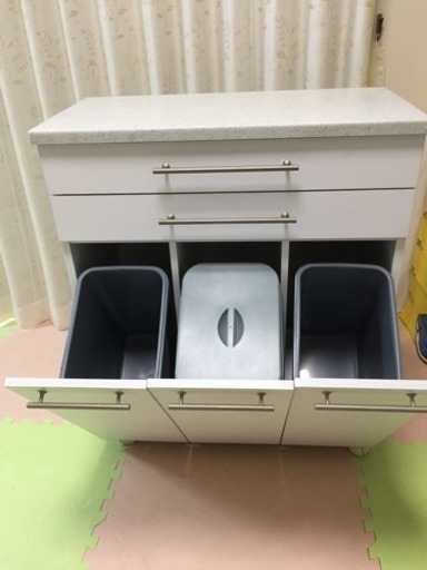 キッチン収納 人工大理石天板ダストカウンター ホワイト Hirahira 八王子の収納家具 食器棚 キッチン収納 の中古あげます 譲ります ジモティーで不用品の処分