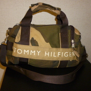 Tommy Hilfigerのショルダーバッグ