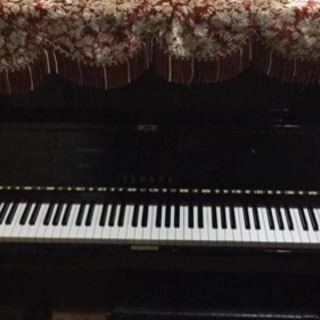 （値下げ）YAMAHAピアノ  中古品 椅子付き