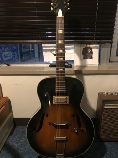 ビンテージ、フルアコ アーチトップ ビンテージギター ピックギター