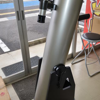 天体望遠鏡　反射式　大型　直径22x長さ114cm