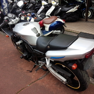 NO.2416 FZ400 水冷4サイクル16バルブ4気筒エンジン ☆彡