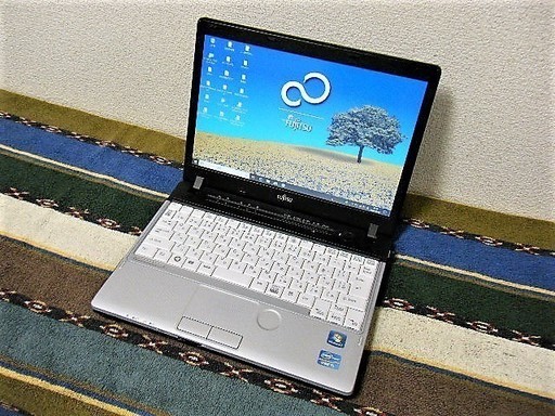 12.1型/重さ1.4kg♬/バッテリー4時間/高性能Core i5/光速☆彡新品✨SSD240GB保証付き/移動用プレゼン用に♬/富士通/MS Office✎/メモリ8GB♪/DVDRW(書き込み可)/すぐ使えるWin10メディア作成ツール付♪/すぐ繋がるWi-Hi