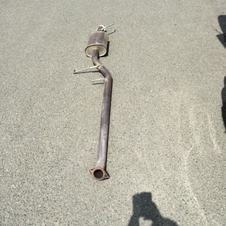 センターマフラー ヴェルファイア 20 アルファード中間マフラーD.A.Dギャルソン？