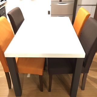 ダイニングテーブル、チェア4脚のセット(値下げしました)