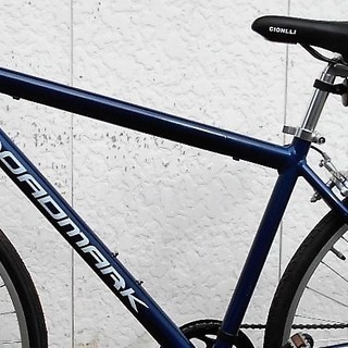 取引成立受付終了値下げしましたアルミフレームクロスバイクチョイキズ新車700C ROADMARK外装７段変速