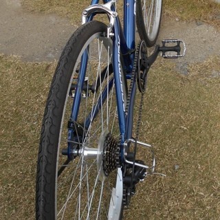 取引成立受付終了値下げしましたアルミフレームクロスバイクチョイキズ新車700C ROADMARK外装７段変速