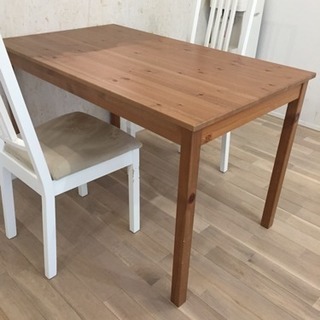 取引中) IKEA ダイニングテーブル&椅子2脚