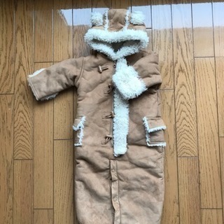 BabyGAP 70 ジャンプスーツ 。