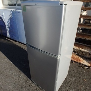 ノンフロン冷凍冷蔵庫　SR-D27R（W）　SANYO 270L 三洋電機、2ドア冷凍冷蔵庫「SR-D27R」など - 価格.com