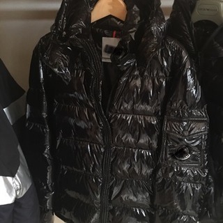 ZARA7,000  ダウン18,000