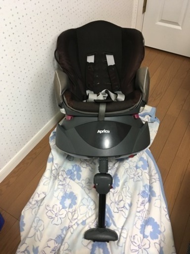 アップリカ チャイルドシート フラディア