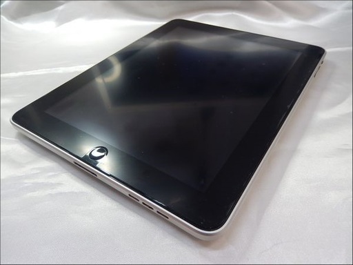 Apple製 iPad（第一世代）A1337 Wi-Fi + 3G 32GB カバー付き