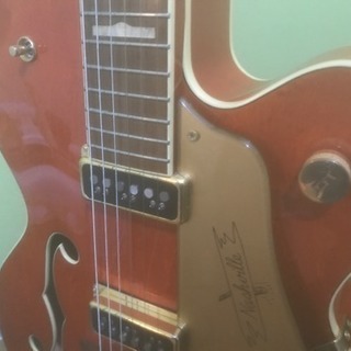 グレッチ6120DSVハードケース付き