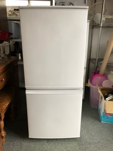 2016年製シャップノンフロン冷凍冷蔵庫
