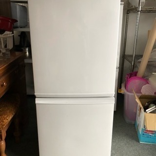 2016年製シャップノンフロン冷凍冷蔵庫