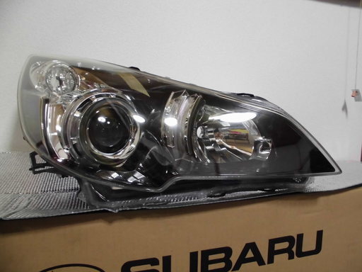 H23年式 スバル レガシィ DBA-BR9 純正右ライト スバル レガシィ 