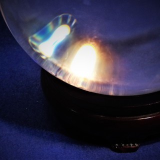 クリスタルガラスボール 直径20cm 重量10kg！ ガラスの球 占い師の