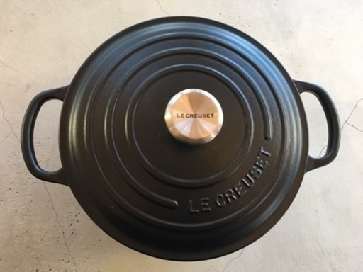ル・クルーゼ ココット・ロンド ブラック 22cm 【国内正規品 新品・未