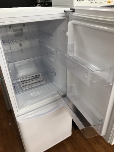 一人暮らしもゆったりサイズ ダイウの150ℓ冷蔵庫