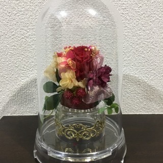 綺麗な花の飾り ケース付き