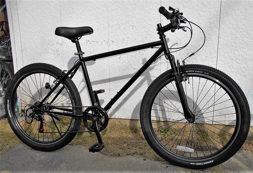 売り切れ受付終了新車FAT BIKEファットバイク 26インチ外装6段変速LEDライト付きBAA