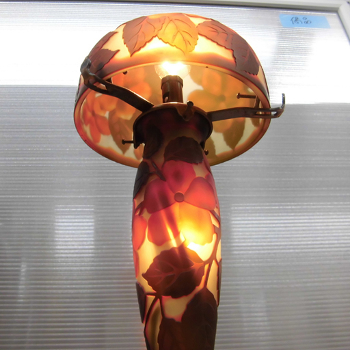 テーブルランプ ライト ガレ風 ガラス製 花柄 間接照明 おしゃれ アンティーク風 レトロ 札幌市西区西野