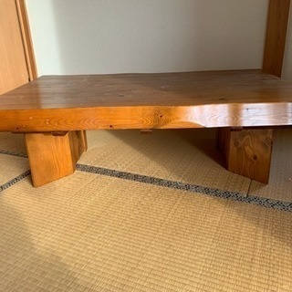 引き取り先がきまりました。木製テーブル