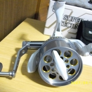 美品　シマノ　スーパーエアロ　テクニウムMG
