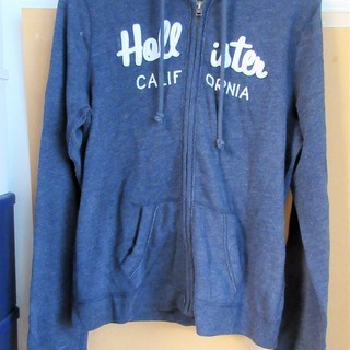 ☆ホリスター HOLLISTER ネイビーパーカー Mサイズ◆何...