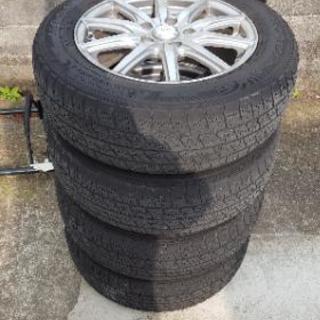 205/60R16 アルミホイール付きスタッドレスタイヤ