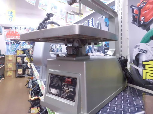 【引取限定】【戸畑店】リョービ　ＴＦ-50　糸鋸盤
