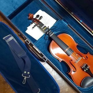 下倉バイオリン4分の3（55㎝）バイオリン、弓、ハードケース 付き。 