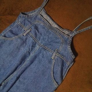 オーバーオール サロペット ジーンズ 楽チン スタイルです ダボダボさが とっても可愛いです マタニティー用にも のん 山ノ内のジーンズ デニム レディース の中古 古着あげます 譲ります ジモティーで不用品の処分