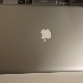 MacBook pro 2010 15.4インチ