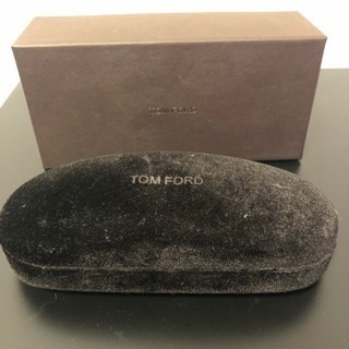 tomford サングラス ブルーレンズ