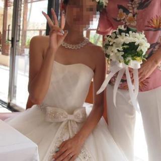 ウェディングドレス　ワタベ　arohina　Lino