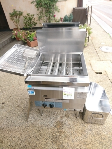 K フライヤー 20ℓ 都市ガス(13A用) コメットカトウ CF2-GA23-L20【】 K フライヤー 20ℓ 都市ガス(13A用) コメットカトウ CF2-GA23-L20【】