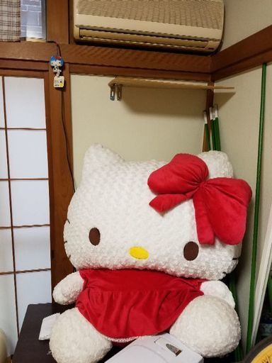 ハローキティ特大ぬいぐるみ 舜 上福岡のおもちゃ ぬいぐるみ の中古あげます 譲ります ジモティーで不用品の処分