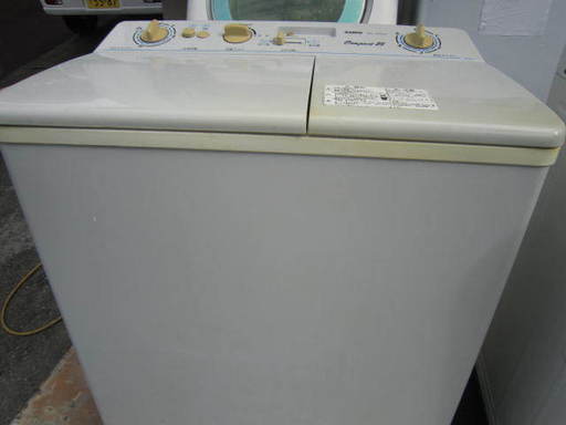 SANYO二槽式洗濯機２．５キロ